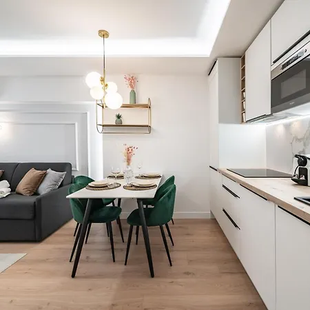 Appartement 1mn Gare De Monaco - Joli - Au